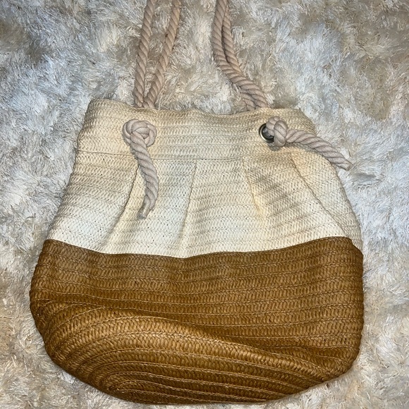 Purse - Picture 3 of 9